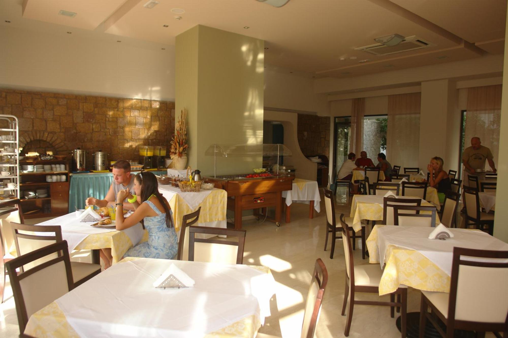 Saint Constantine Hotel Kos Town Exterior photo